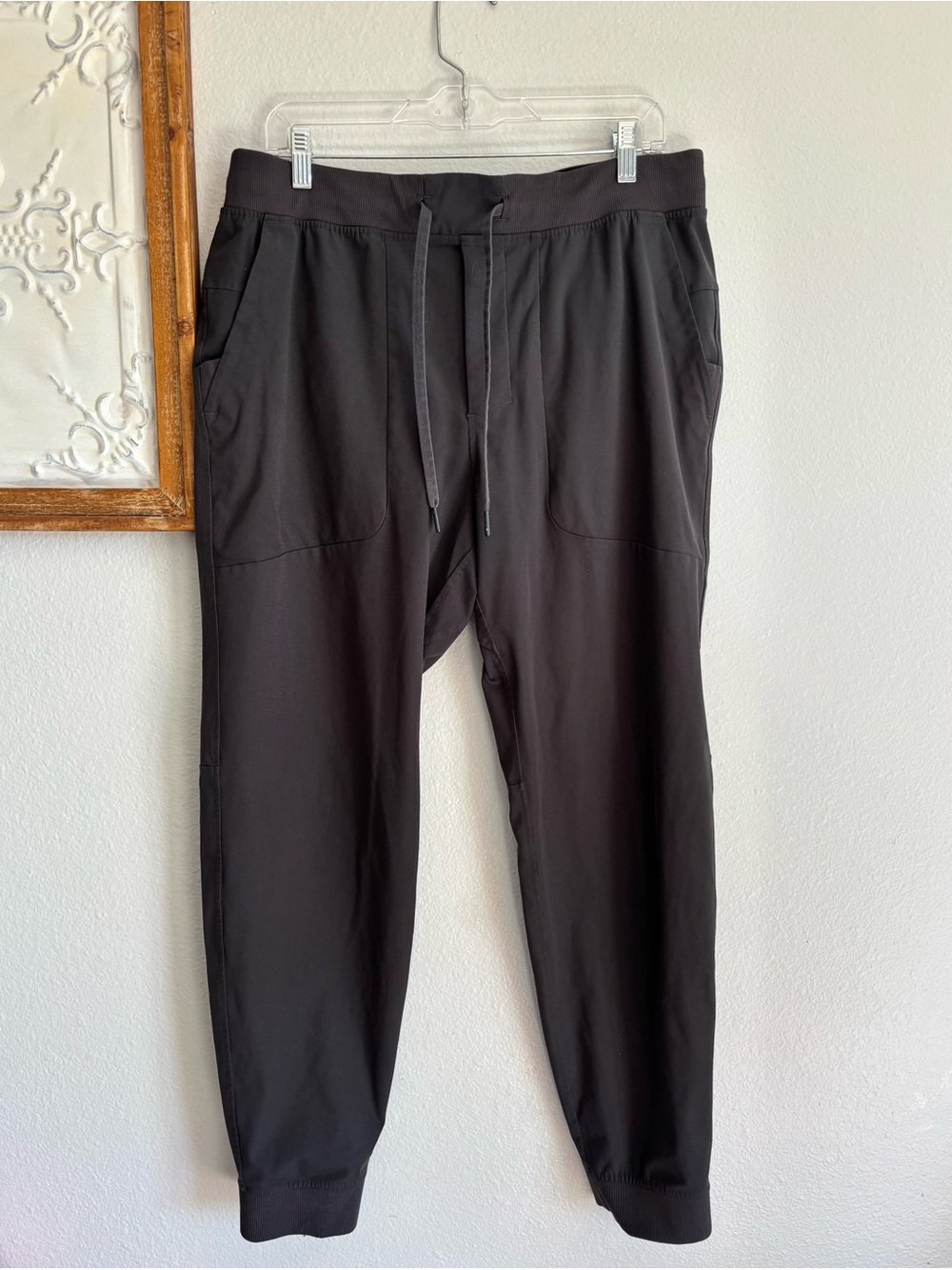 Lululemon ABC Joggers Pants Men's Size XL Dark Gray tie waist charcoal pockets